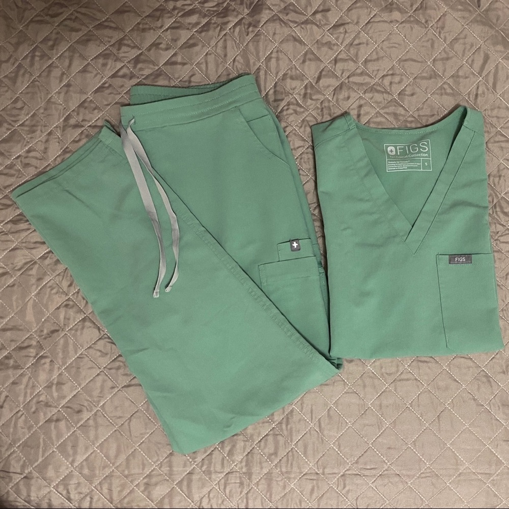 Figs Jade set